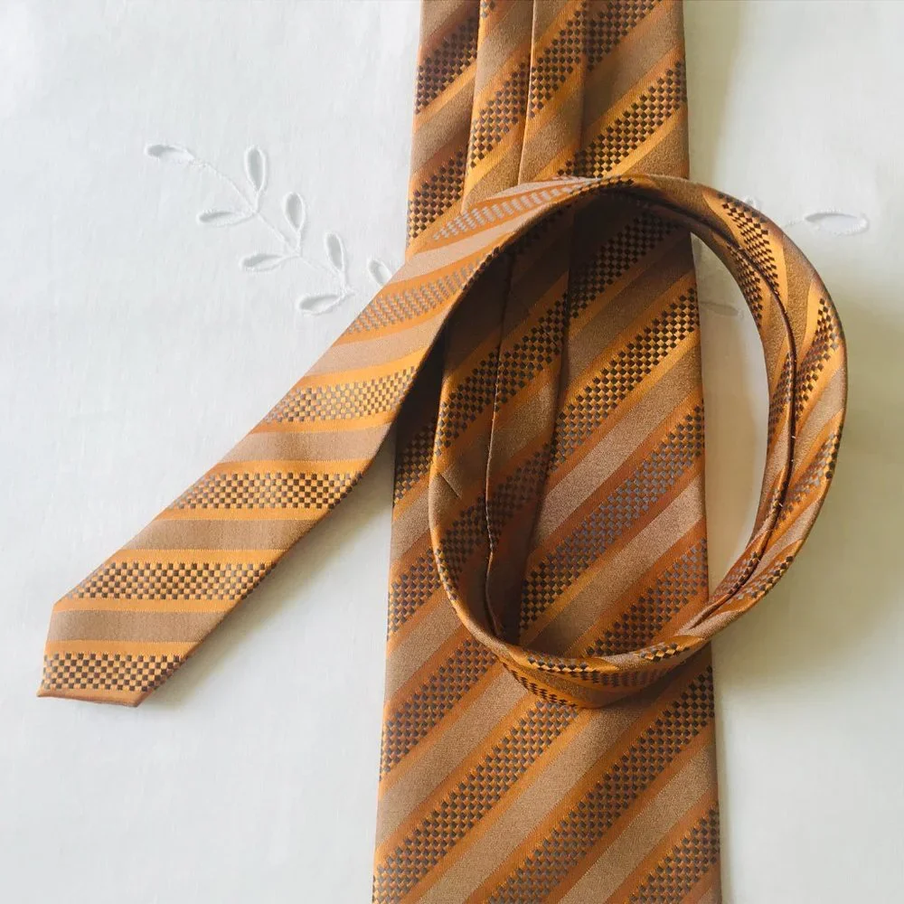 Laurant Bennet Milano Neck Tie Gold Black Pattern Like New